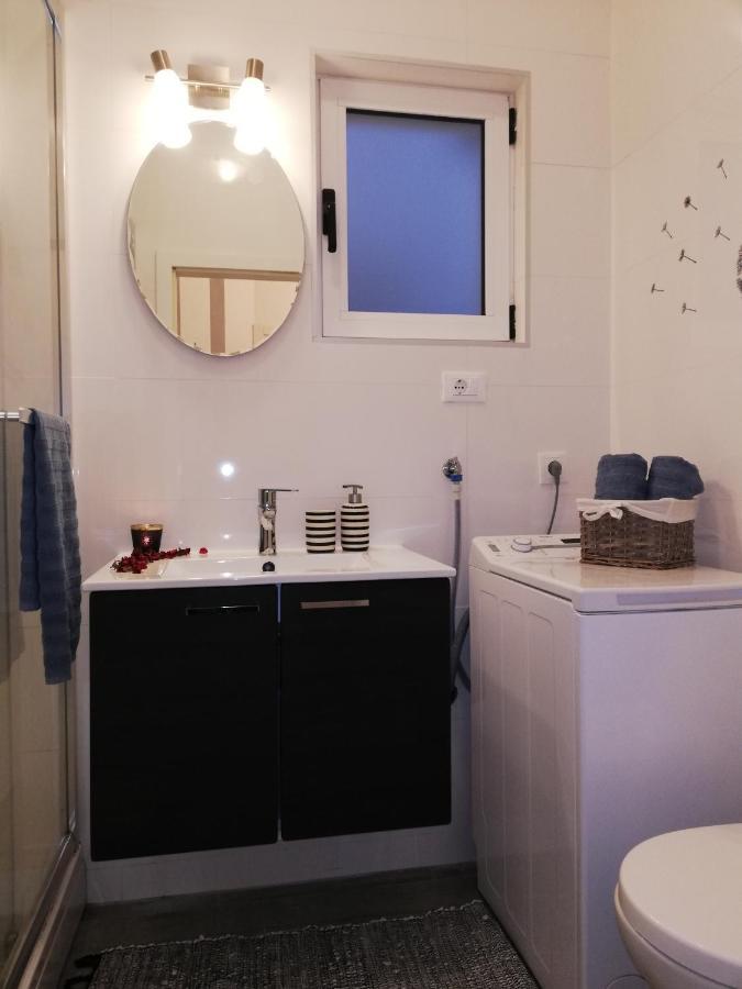 Apartman Komadina Hotel Makarska Eksteriør billede